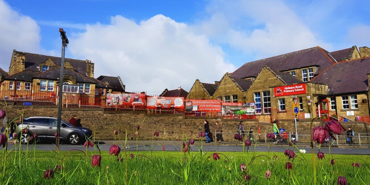 barnoldswickgisburnroadschoolfromtowngreen Gisburn Road